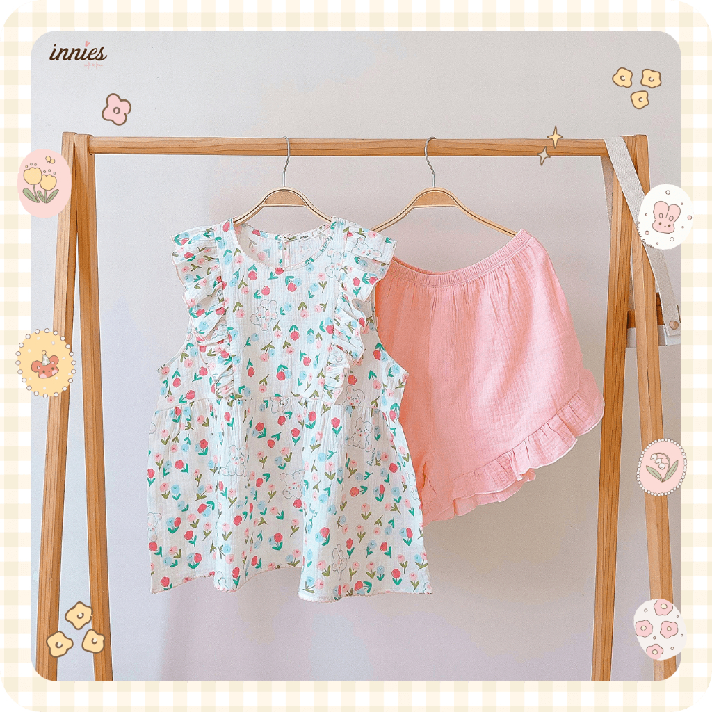 Bộ NỮ 2 tay bèo cánh tiên, quần short cotton muslin, có in hoạ tiết đáng yêu Innies - IN-23BONU015