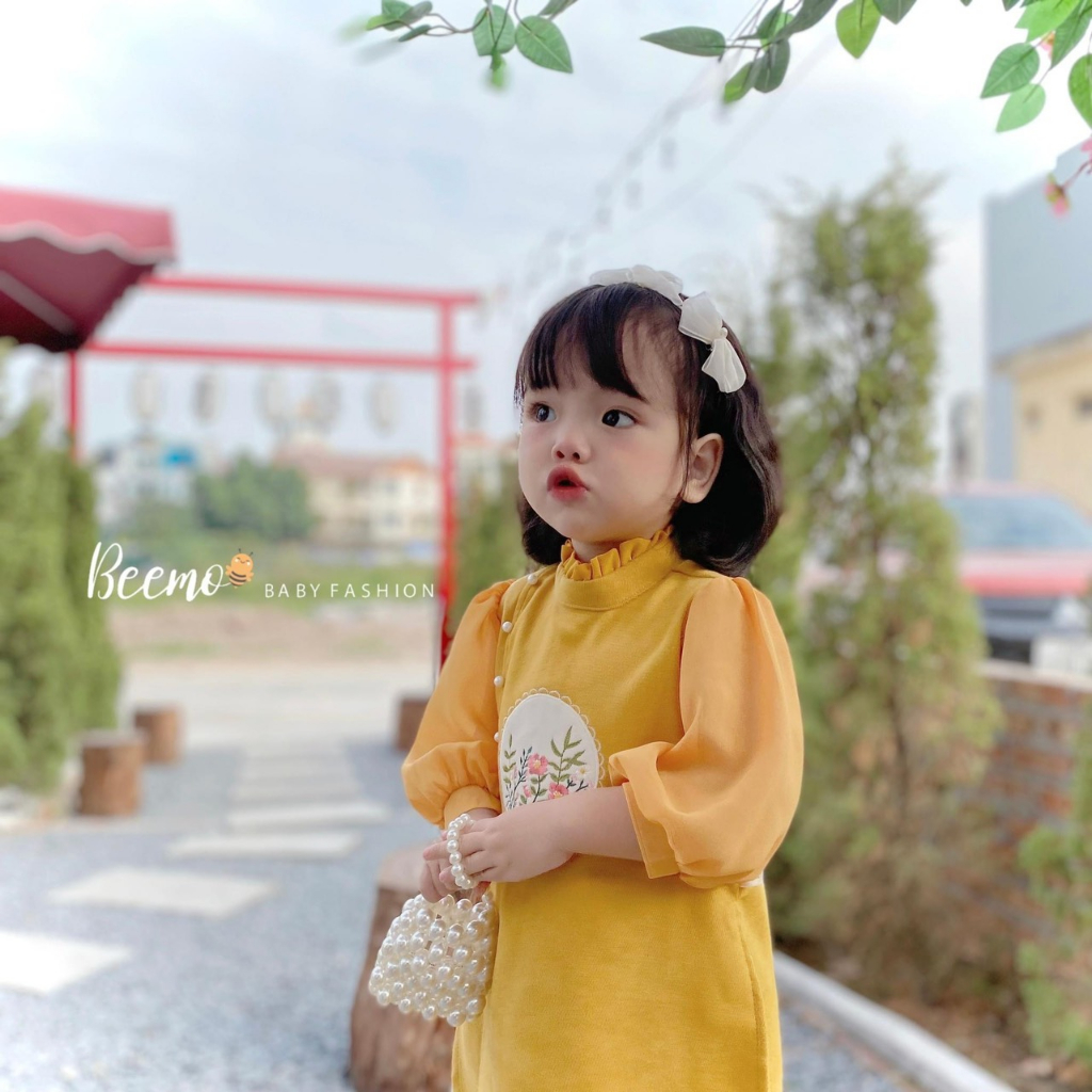 Áo dài cách tân bé gái tay dài đính ngọc thêu hoạ tiết thủ công chất liệu tơ xước cao cấp - Áo dài Ánh Nguyệt - AN10