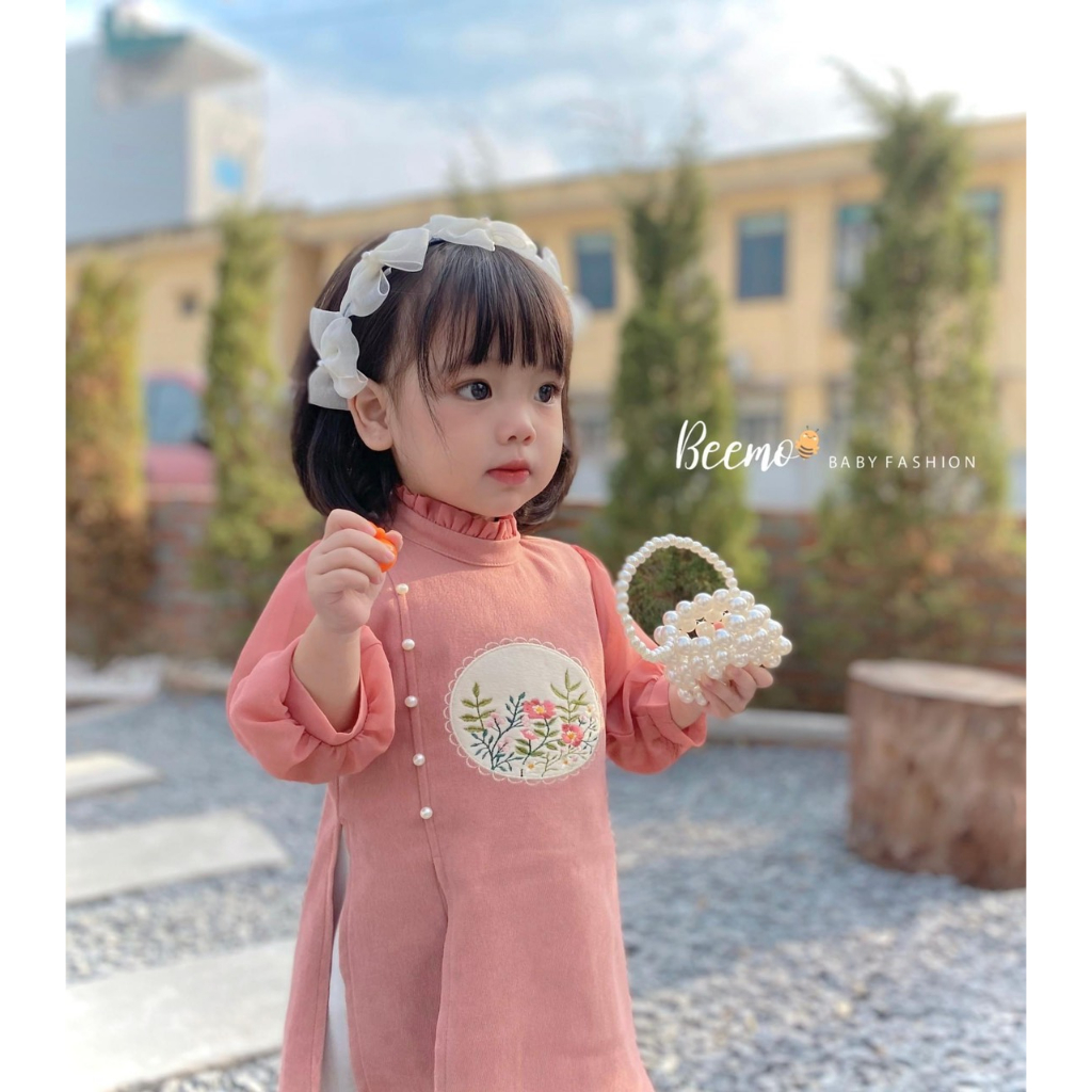 Áo dài cách tân bé gái tay dài đính ngọc thêu hoạ tiết thủ công chất liệu tơ xước cao cấp - Áo dài Ánh Nguyệt - AN10