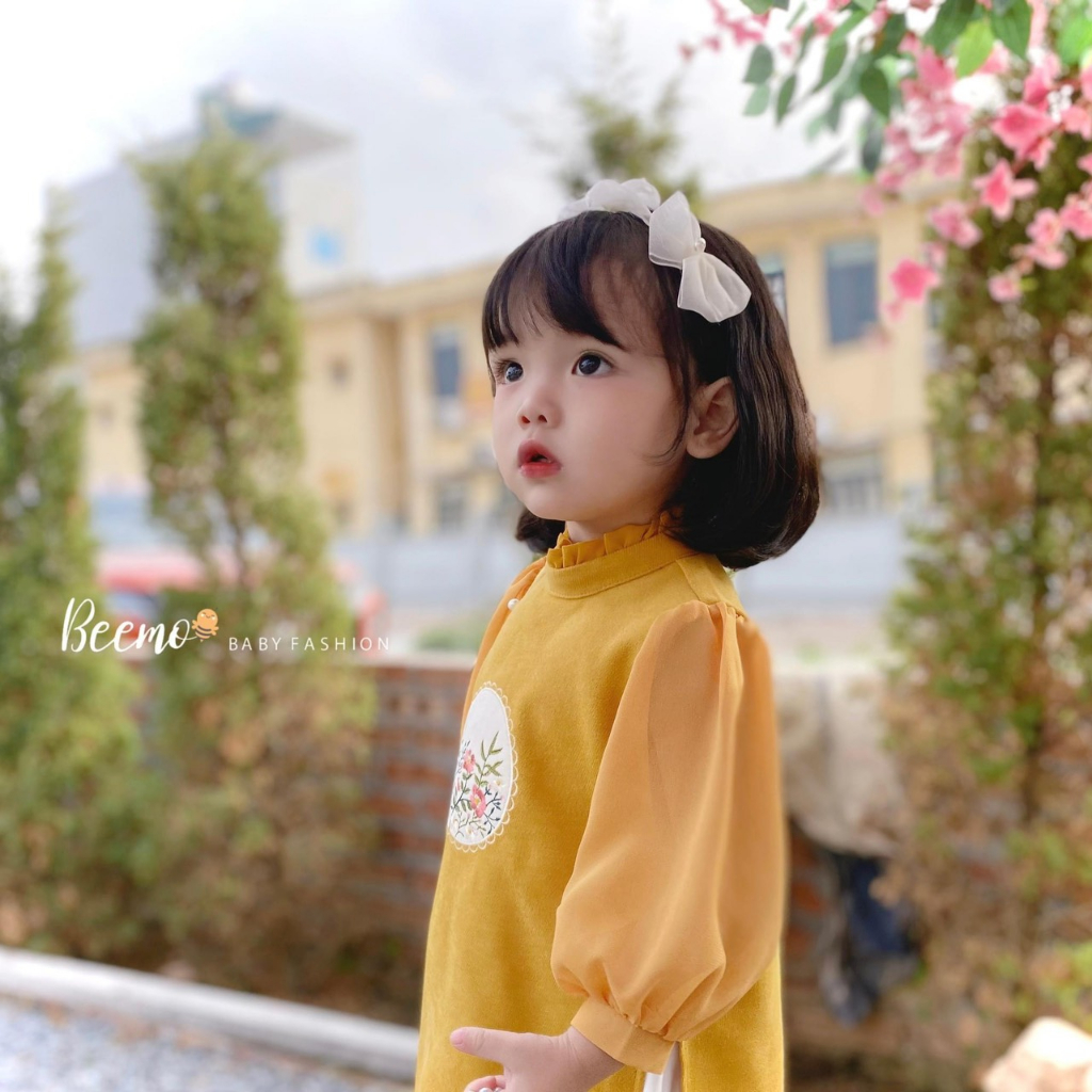 Áo dài cách tân bé gái tay dài đính ngọc thêu hoạ tiết thủ công chất liệu tơ xước cao cấp - Áo dài Ánh Nguyệt - AN10