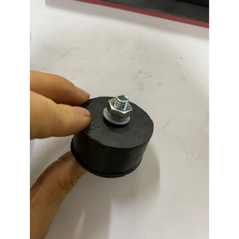 Cao su thành thùng, cao su đỡ cửa thùng xe tải loại dài tiện hoặc ngắn đúc . giá 1 cái