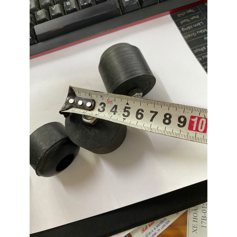 Cao su thành thùng, cao su đỡ cửa thùng xe tải loại dài tiện hoặc ngắn đúc . giá 1 cái