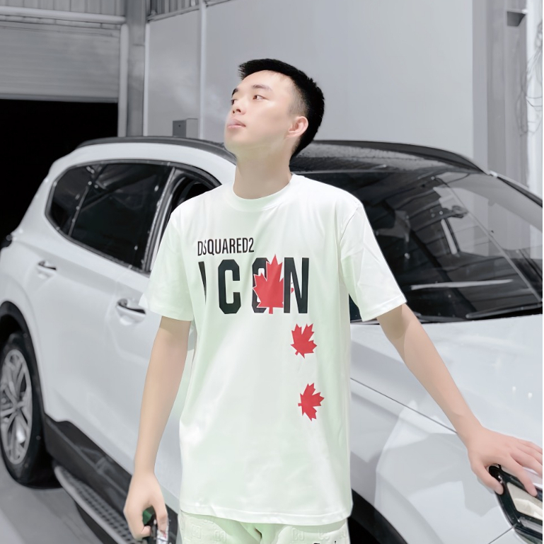 Áo Thun Nam Dsq 063 Hai Màu Đen Trắng Chất Liệu Cotton 2 Chiều Thấm Hút Mồ Hôi.