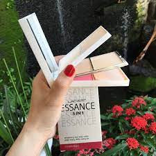 Phấn essance 5 Tầng