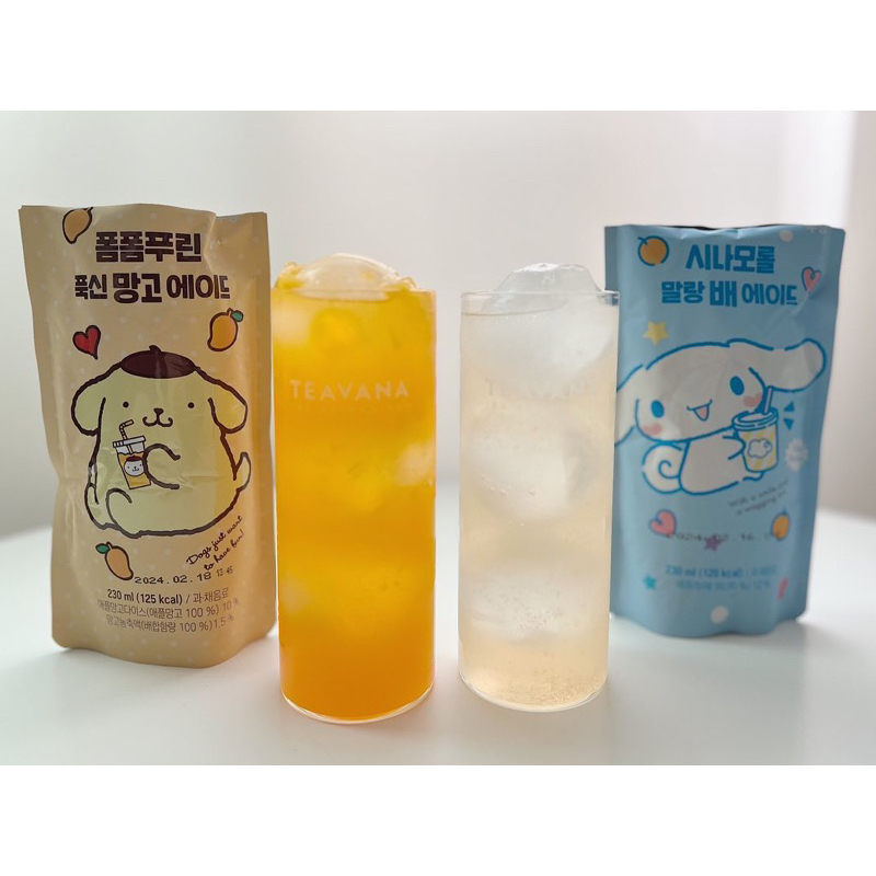Nước đóng gói SANRIO túi 230ML