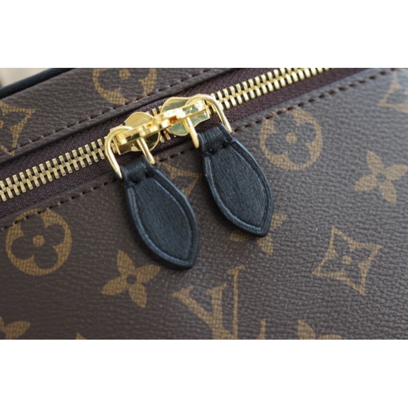 Túi xách dành cho nữ Eo vì da thật tặng kèm lót form khăn lụa đỉnh dã man