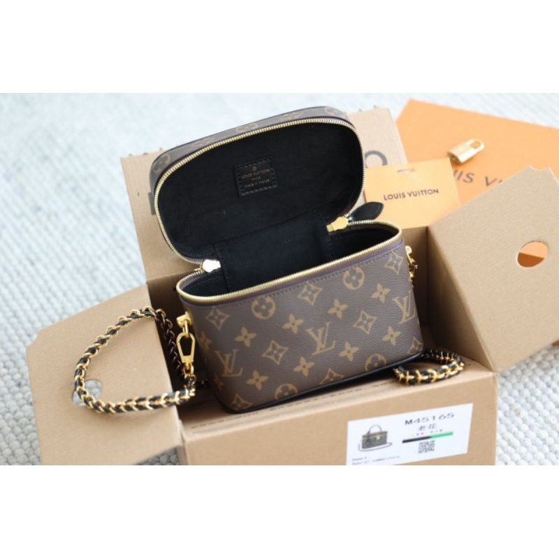 Túi xách dành cho nữ Eo vì da thật tặng kèm lót form khăn lụa đỉnh dã man