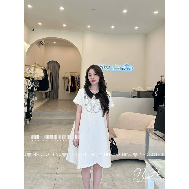 Váy đính đá cổ đức sm