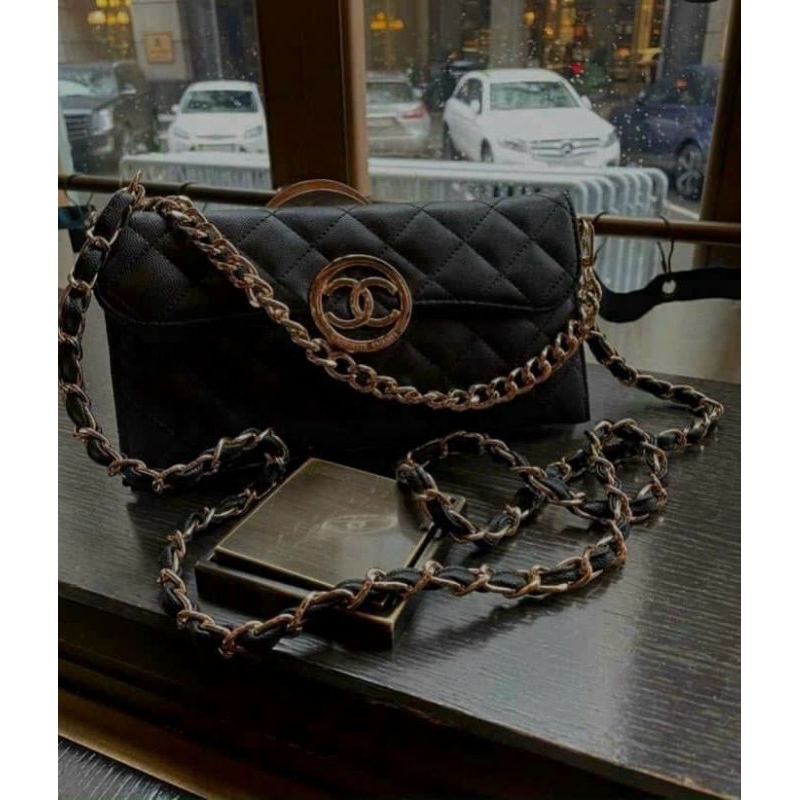Dòng cluth Ch*anel Gift VIP Bag  !!