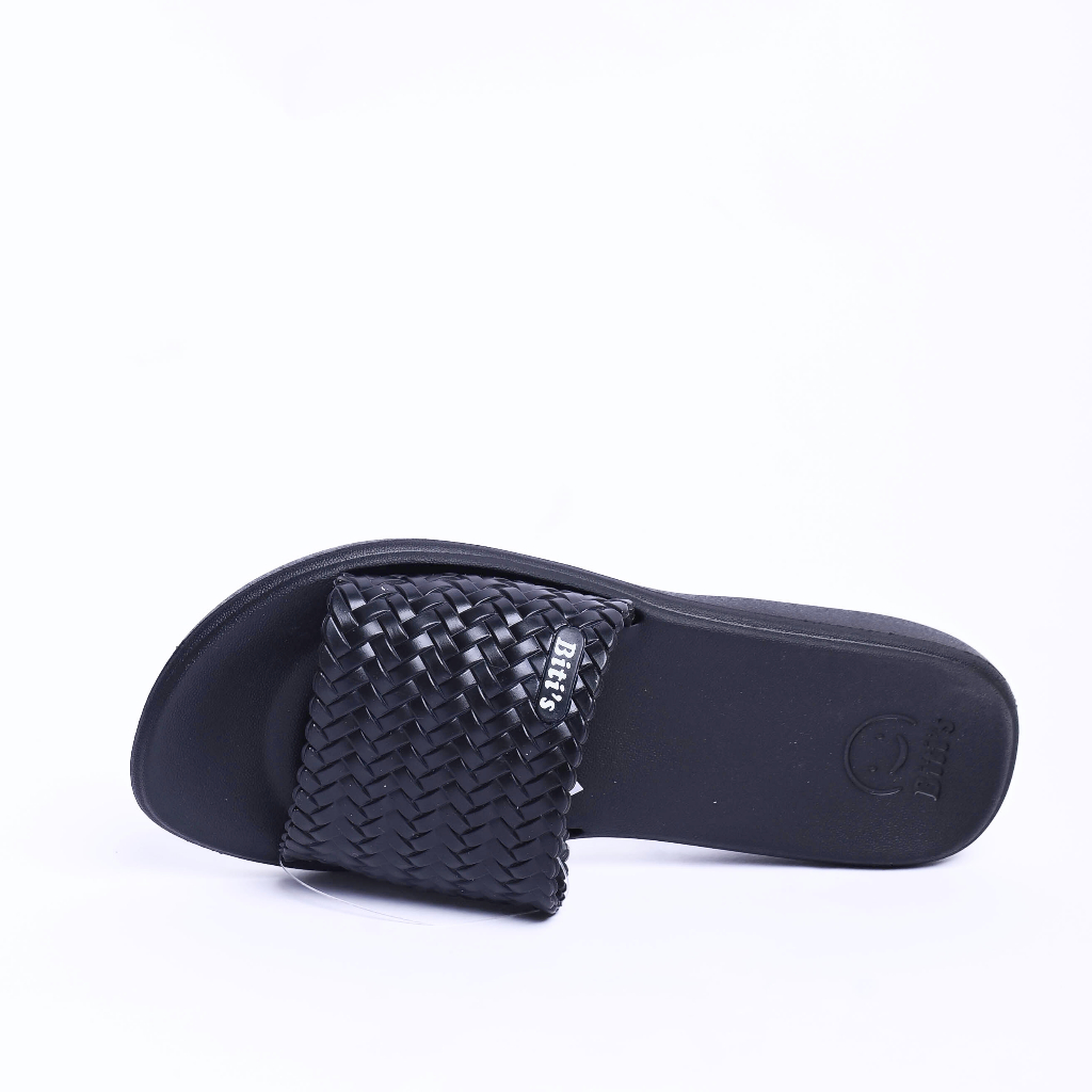 Dép quai ngang nữ