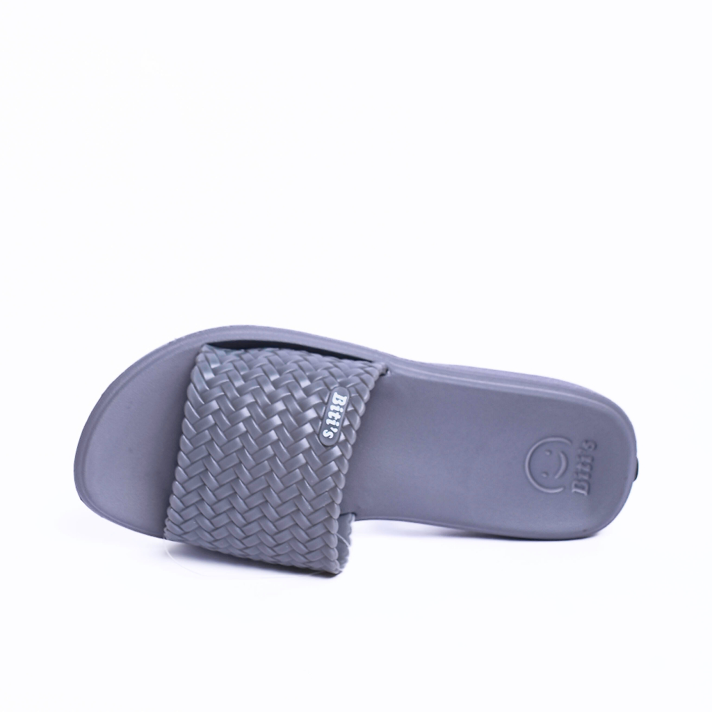 Dép quai ngang nữ