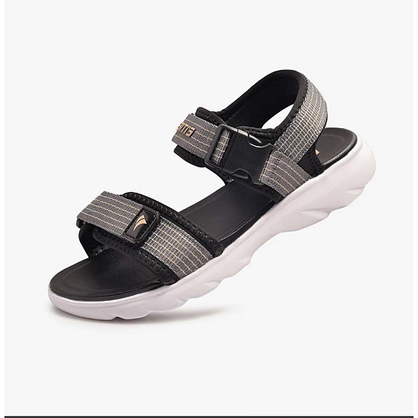 Sandal thể thao
