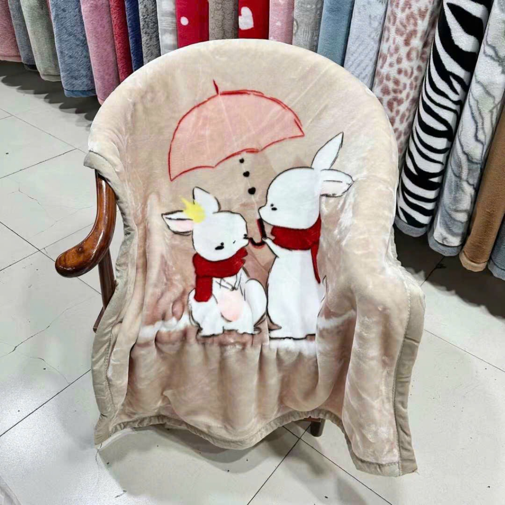 Chăn lông tuyết cho bé 2 lớp dày siêu ấm. Chăn cho bé đi học mùa đông kích thước 105*130cm nặng 1,3kg