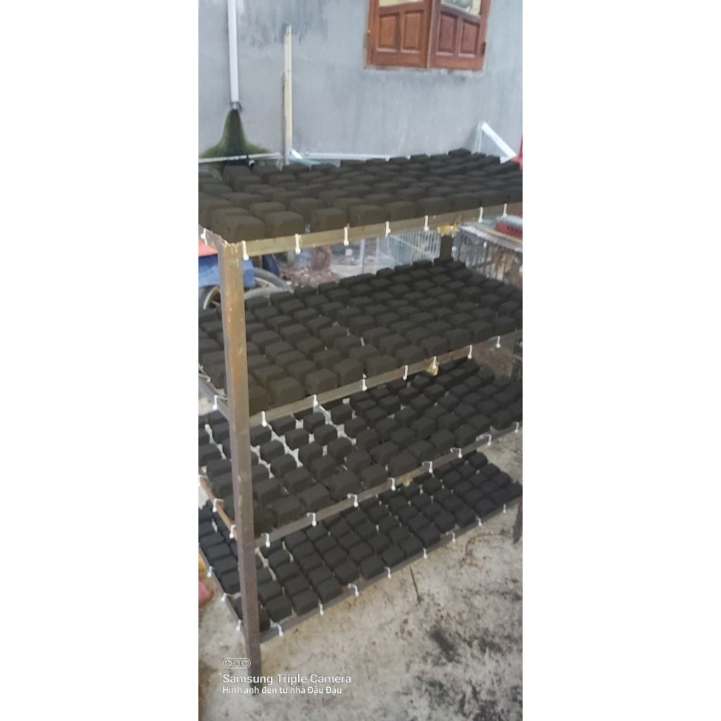 Than Sạch không khói từ gáo dừa thích hợp cho bữa tiệc BBQ 1kg