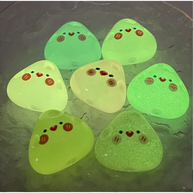 Mô hình cơm nắm biểu cảm dạ quang nhiều màu phát sáng trang trí nhà búp bê, DIY