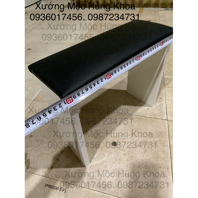 Kệ kê chân kê tay làm nail có bọc da bao êm, bao bền kể để chân làm nail