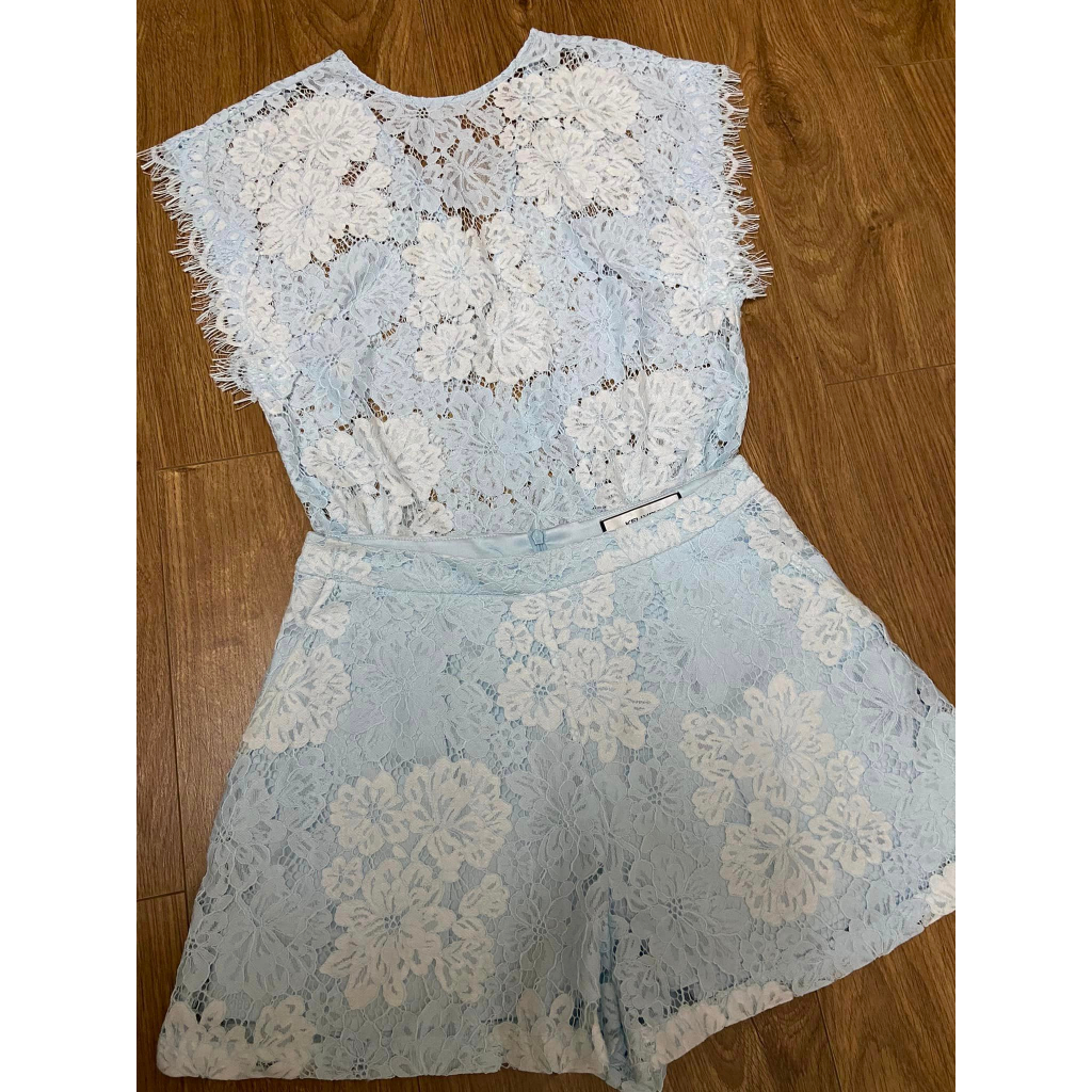 Bộ áo và quần kelly bùi size S, mới 97%