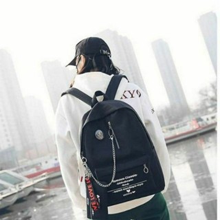 Cặp đi học nam và nữ cá tính