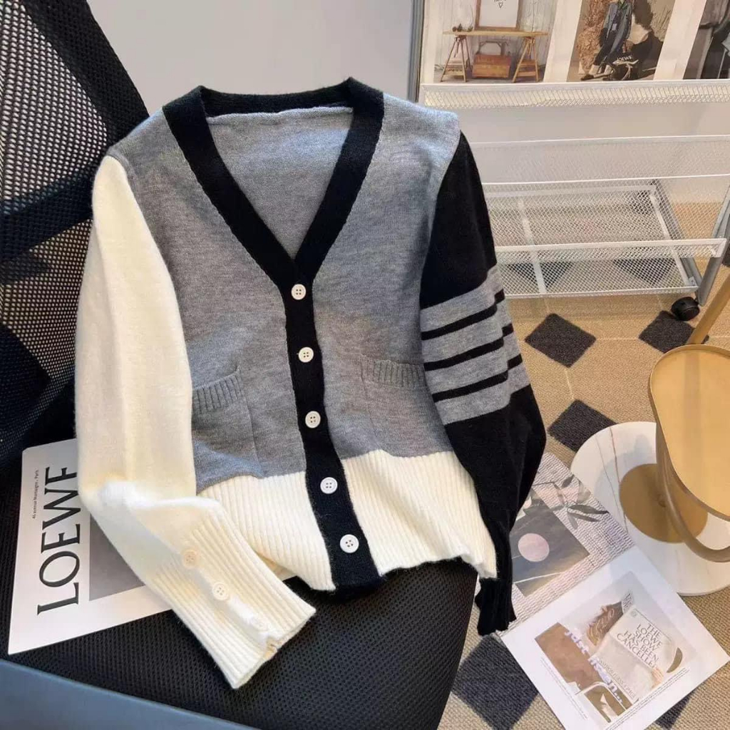 ÁO LEN CADIGAN THƠM GHI XÁM TAY CÚC