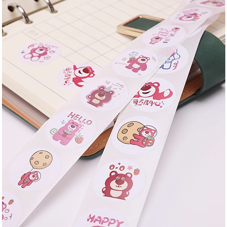 Cuộn 500 sticker Gấu dâu Lotso, nhãn dán cảm ơn, niêm phong, tem tròn tiết dễ thương đáng yêu