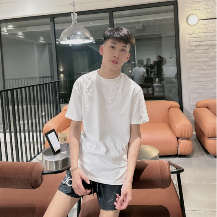 Áo Thun Nam Dsq Trơn Hai Màu Đen Trắng Chất Liệu Cotton 2 Chiều Thấm Hút Mồ Hôi.