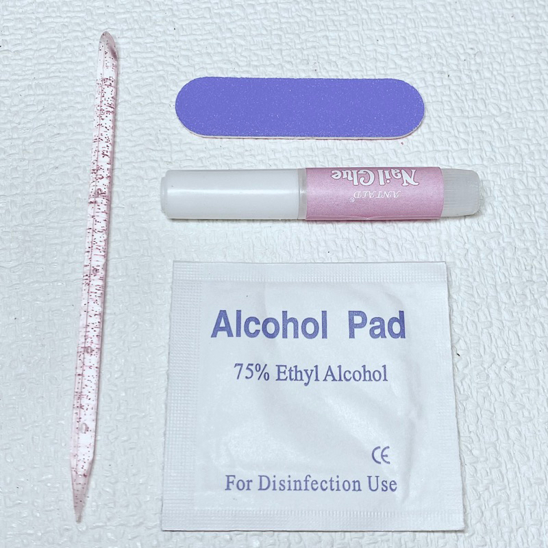 Nailbox Thiết kế- Omber hồng Mã M101 , dành cmấy bà thích nhẹ nhàng , Ảnh và video là shop tự chụp