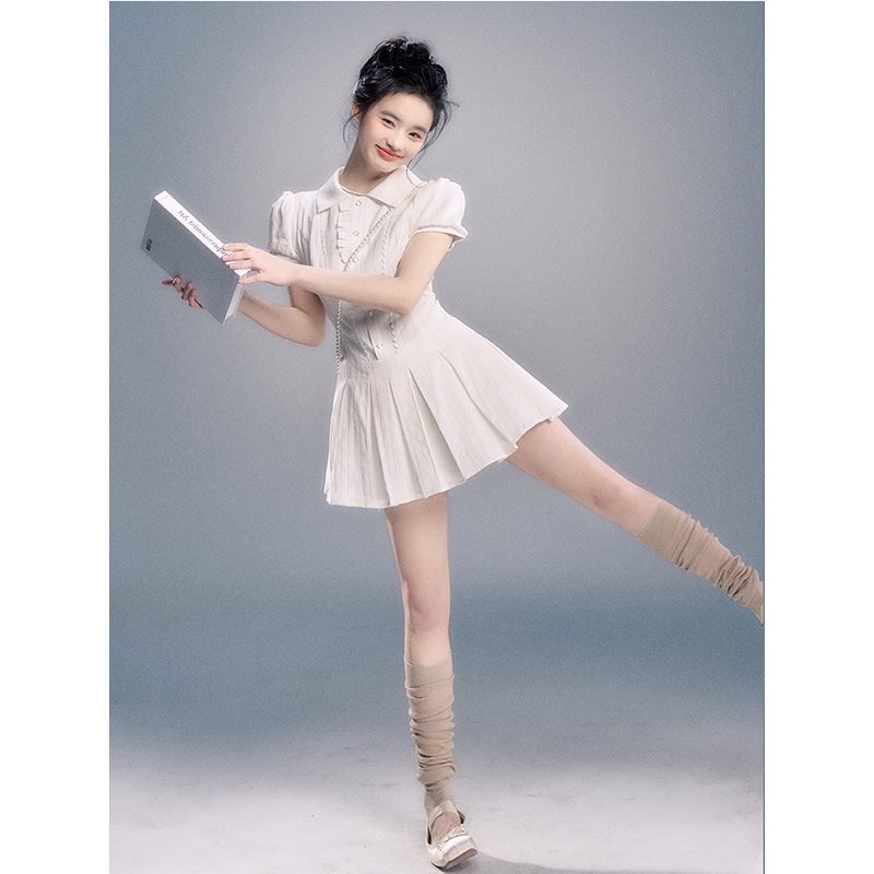 Váy xoè vai bồng tiểu thư