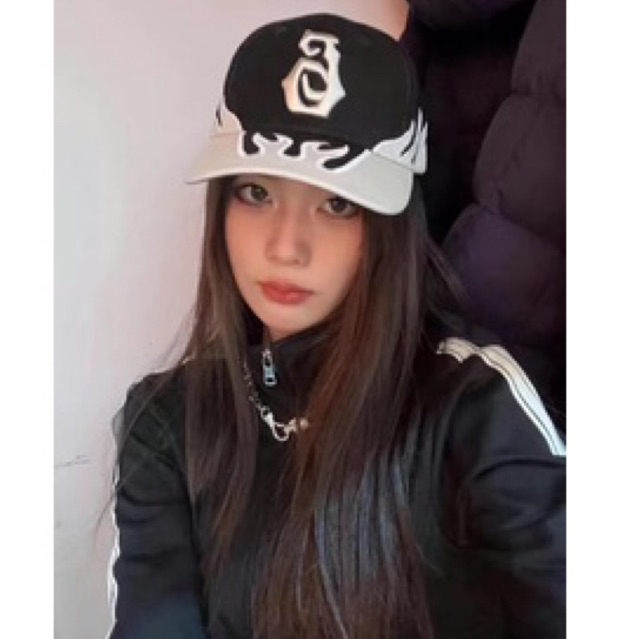 Mũ lưỡi chai hoạ tiết lửa,logo thêu phong cách hiphop,ulzzang