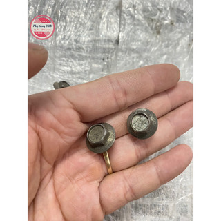 Cặp ốc gắn pô e xe cub zin rã xe