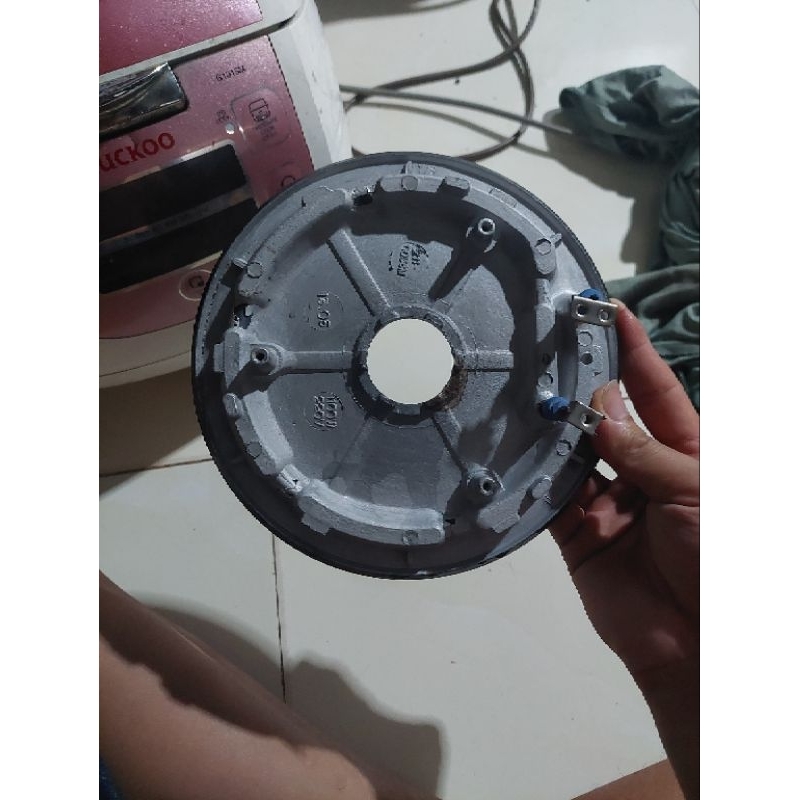 Mâm nhiệt nồi cơm cuckoo 1.8l G1015. 1020. 1030...... chính hãng