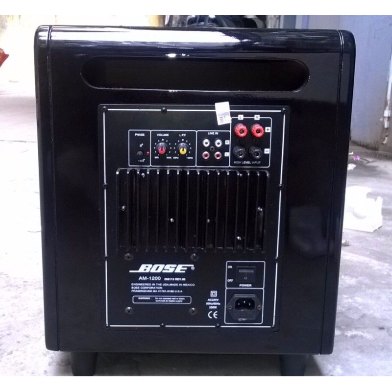 Loa sub điện Bose AM 1200