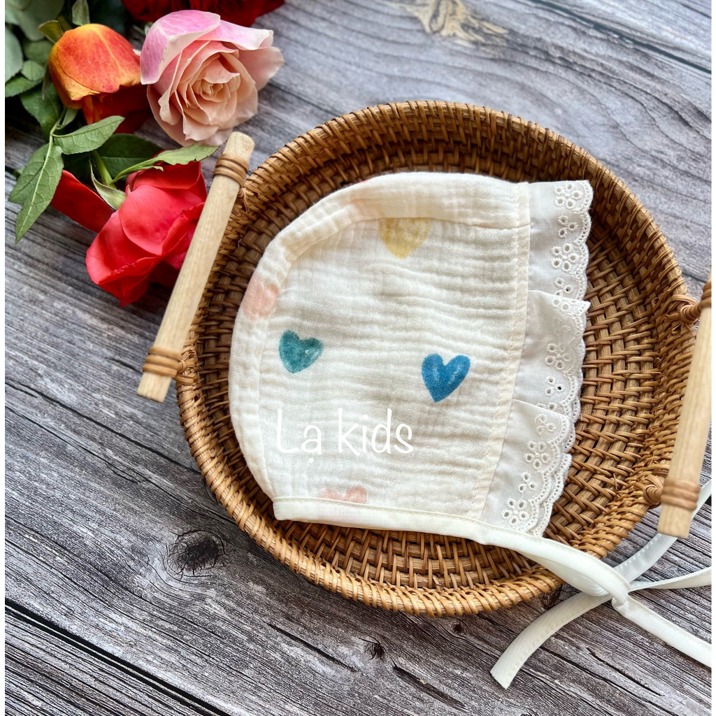 Mũ Bonnet chất liệu xô muslin họa tiết xinh xắn cho bé,