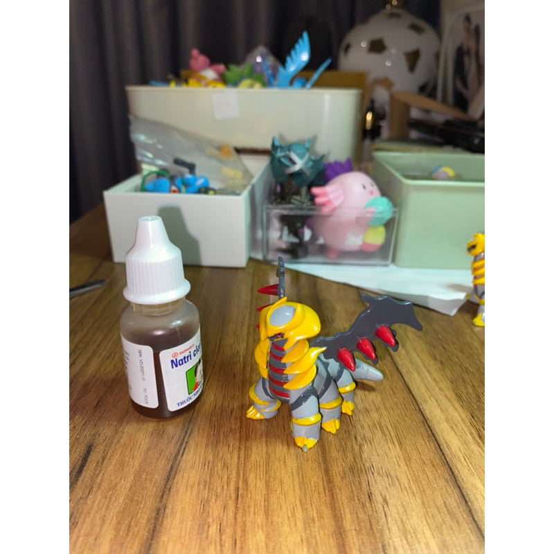 Mô hình Pokemon Giratina chính hãng