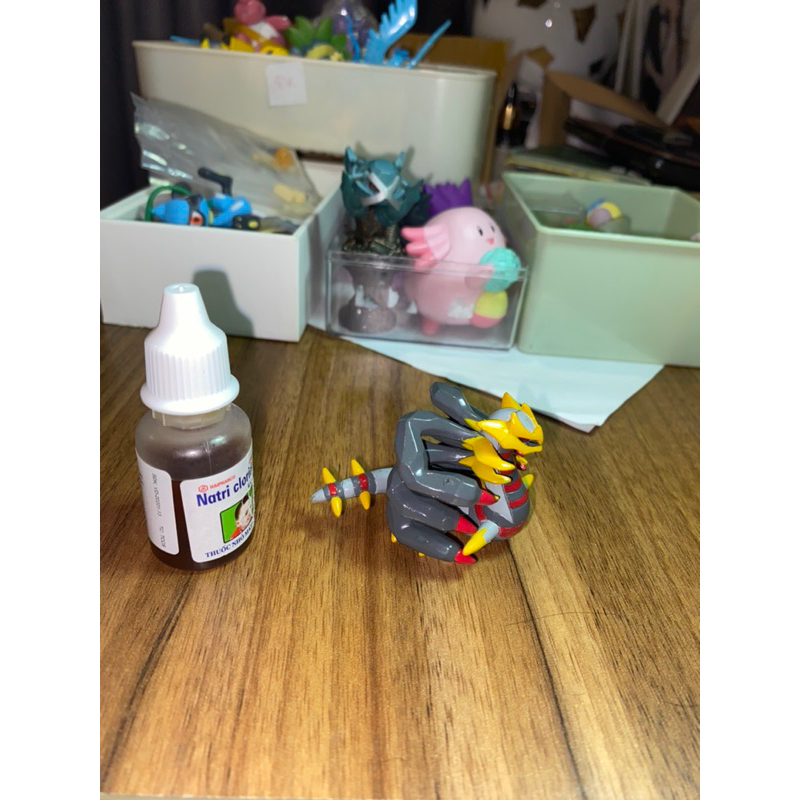 Mô hình Pokemon Giratina chính hãng