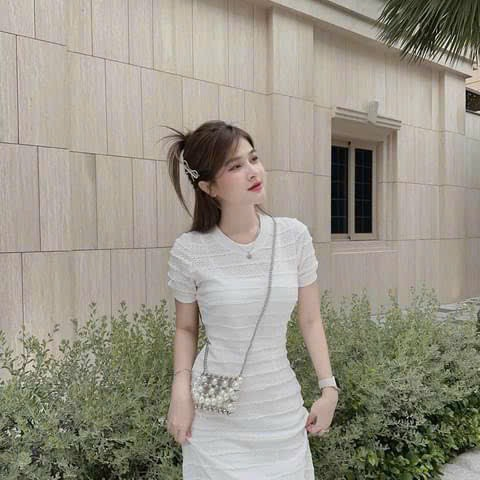 Đầm váy body suông ren sóng 2 lớp cổ tròn dáng dài,đầm tay ngắn midi chất len ren 2 màu thanh lịch xinh xắn