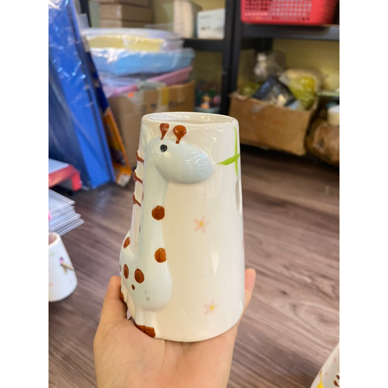 Đế Sứ Bình nước hình Khủng Long xinh xắn cho hamster chống cắn cạp .