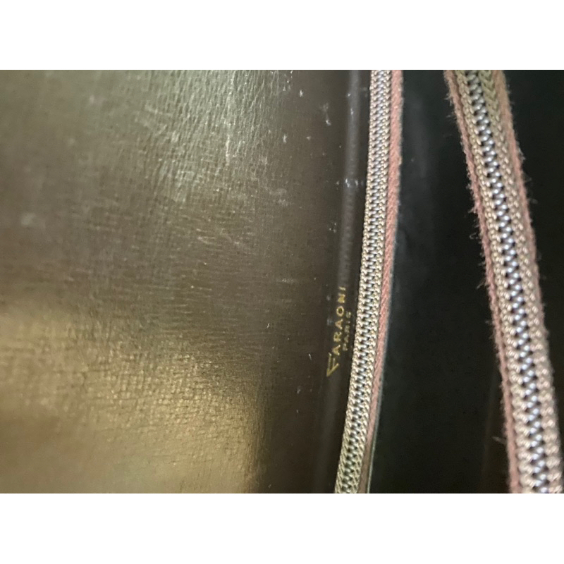 Thanh lý túi da cá sấu bóng kính hiệu Pháp