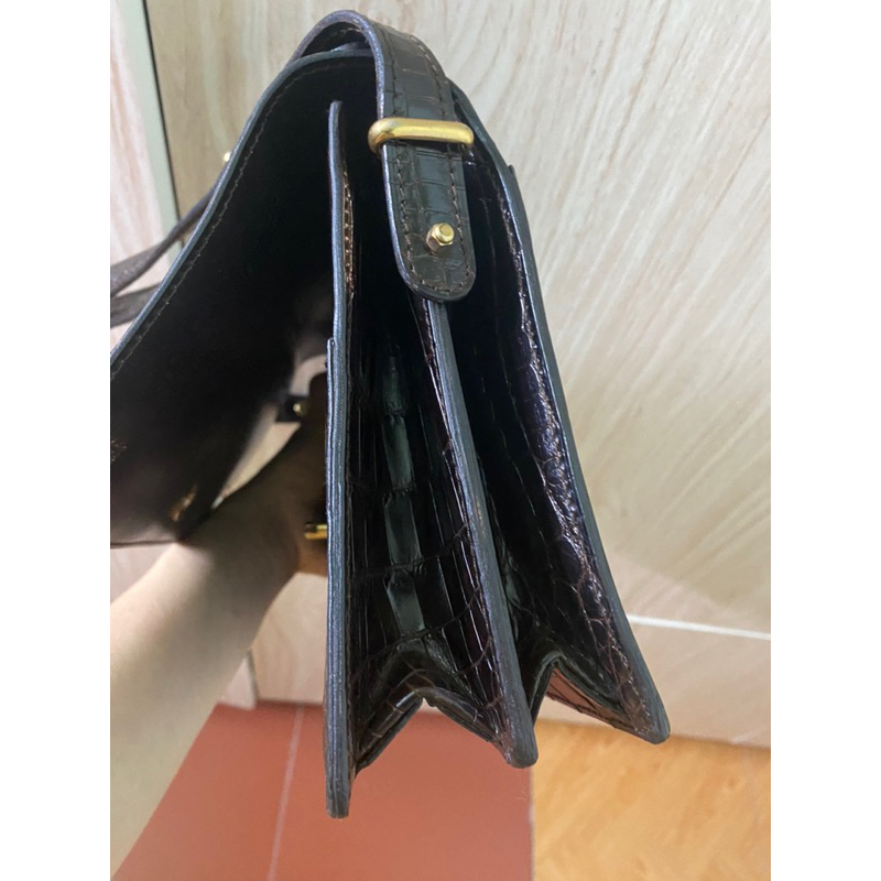 Thanh lý túi da cá sấu bóng kính hiệu Pháp