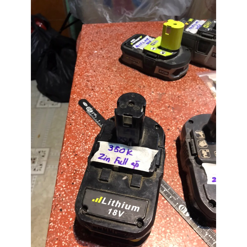 Pin sạc ryobi 18v có bao sống full áp