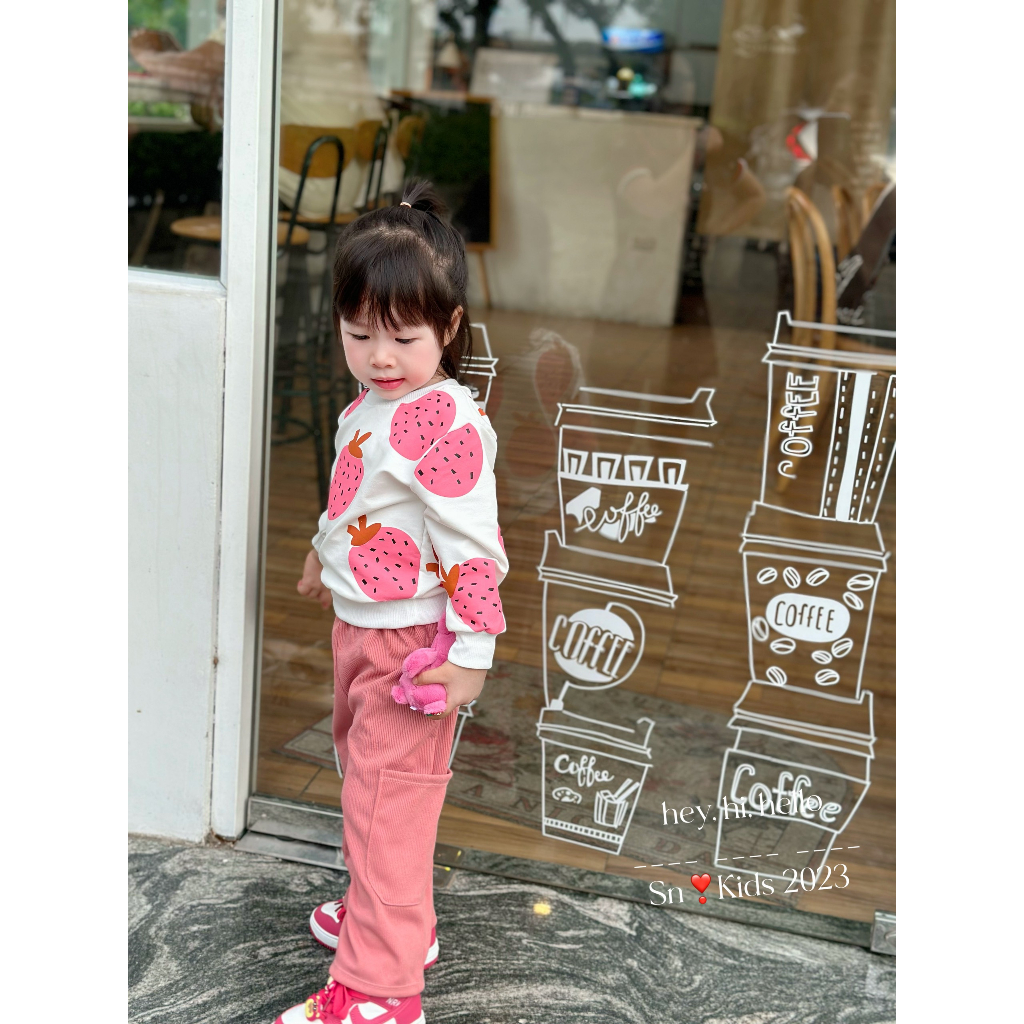 Bộ bé gái thu đông, set bộ dài tay áo da cá dâu tây quần tăm ống rộng cho bé 10-30kg