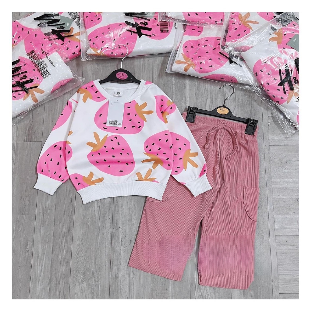 Bộ bé gái thu đông, set bộ dài tay áo da cá dâu tây quần tăm ống rộng cho bé 10-30kg