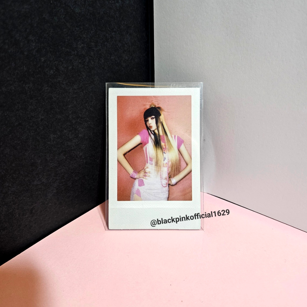 Card Off pola Jisoo Jennie Rosé Lisa Blackpink  BornPink
