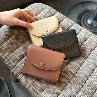 Hina flap wallet - ví gập ba đeo chéo hina