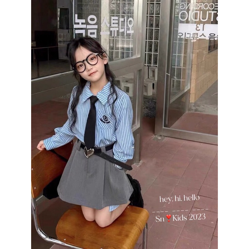 (9-32kg) giá sỉ set 4- đồng phục sơ mi tặng kèm cà vạt + thắt lưng tay dài, bộ sơ mi rút tay ngắn cv xếp ly 3 món