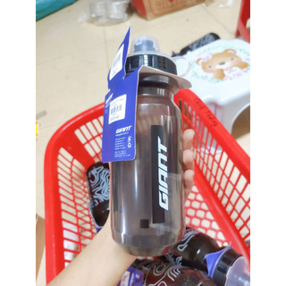 Bình nước GIant -  nhập khẩu 100% chính hãng 600cc
