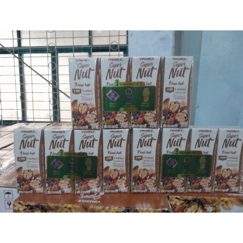 SỮA 9 LOẠI HẠT SUPER NUT VINAMILK