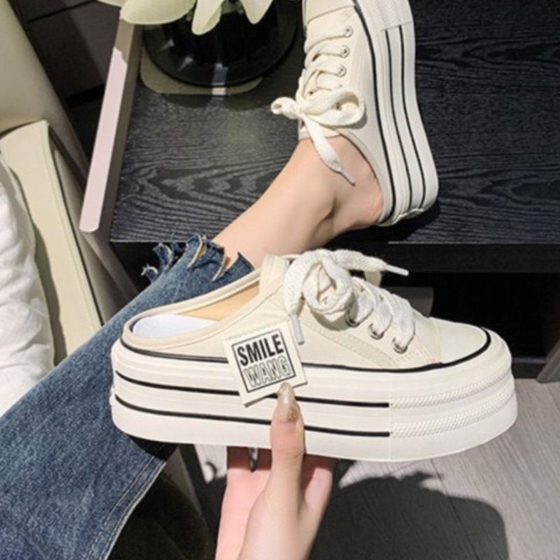 Sục thể thao đế độn kiểu dáng đơn giản siêu êm