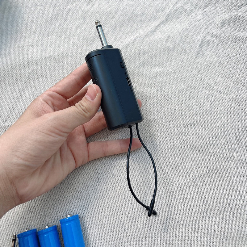 MIC KHÔNG DÂY ĐA NĂNG SAM SM58 dành cho mọi thiết bị karaoke