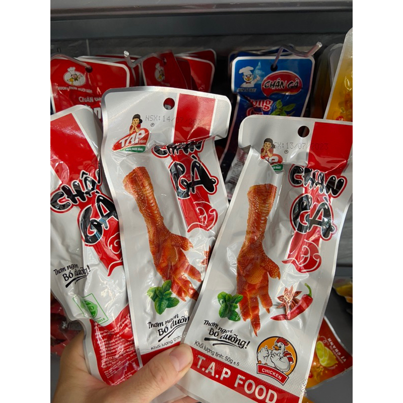 Chân gà cay TapFood chân lớn 50g-Đồ ăn vặt chân gà cay tứ xuyên tương thơm ủ vị ăn liền.