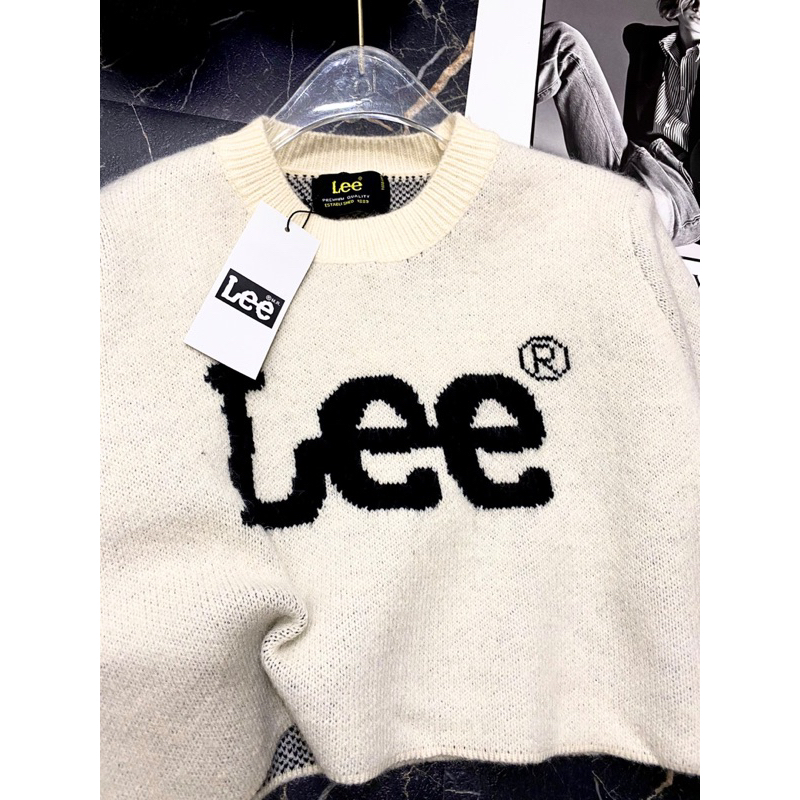 Áo len dáng ngắn croptop Lee hàn quốc